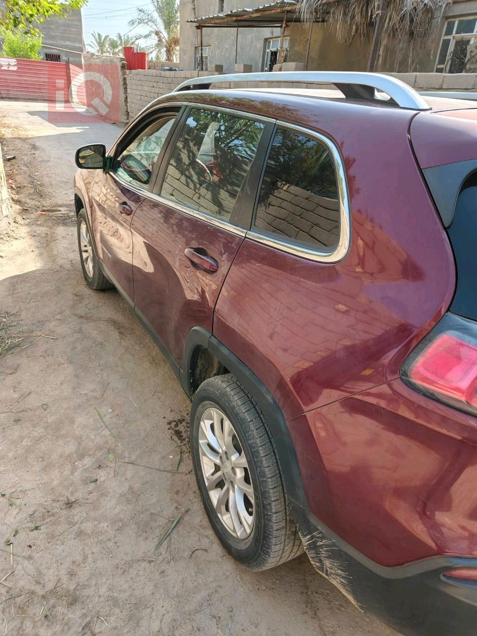 جیپ شیرۆکی
